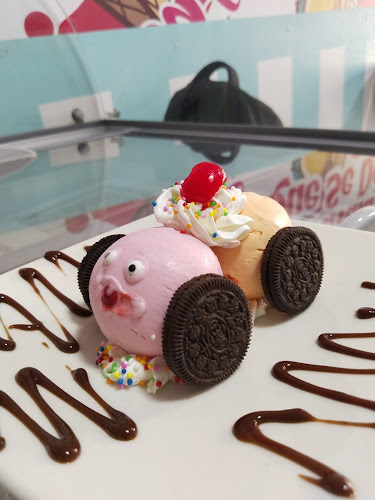 Comentarii opinii despre FROZ Heladería