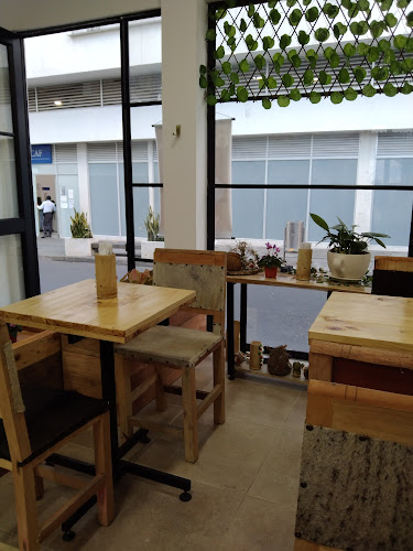 Comentarii opinii despre Carluccio's Coffee Shop