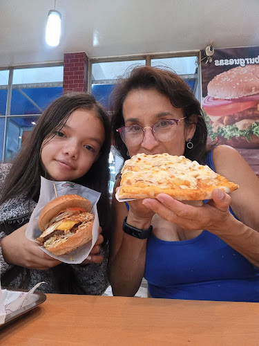 Opinii despre MEGA PIZZA RIO NEGRO în Bogotá - Gastronomía y hostelería