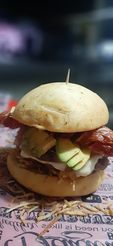 Makalufastfood - Pitalito