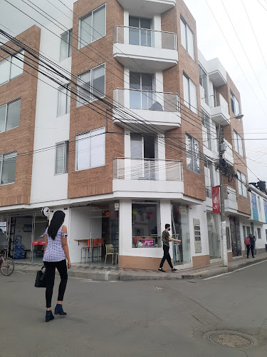 Opinii despre Heladería Real (Heladería Naizaque) în Chiquinquirá - Gastronomía y hostelería