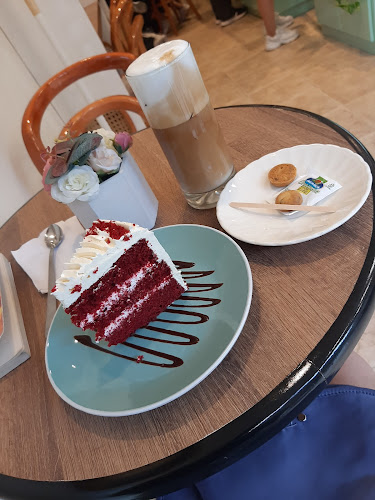 Mommys Pastelería Sotomayor - Gastronomía y hostelería