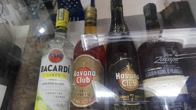 Barranquitas Licorera Bar Vizcaya, bebidas fuertes, cigarrillos, gaseosas y pasabocas