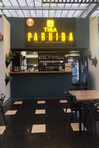 TiraParriba | Bar Restaurante | Hamburguesas, Cervezas, Cócteles