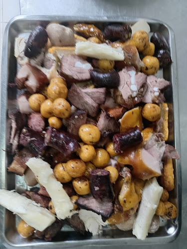 Piqueteadero y restaurante MACADAMIA