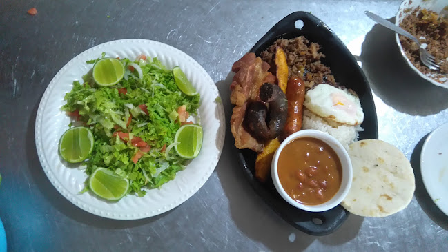 Comentarii opinii despre Restaurante Y Asados La Cascada 2 Eventos Y Reuniones