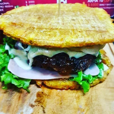 Opinii despre Angel's Burgers în Neiva - Gastronomía y hostelería