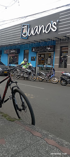 Opinii despre JUANOS TORTAS Y PONQUES BUGA în Guadalajara de Buga - Gastronomía y hostelería