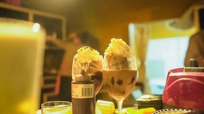 Maderos Café Bar - Montenegro