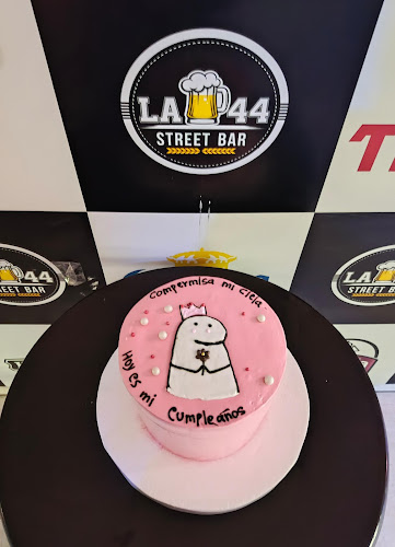 Opinii despre La 44 Street Bar în Cali - Gastronomía y hostelería