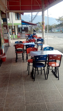 Panaderia y Pasteleria Delisur
