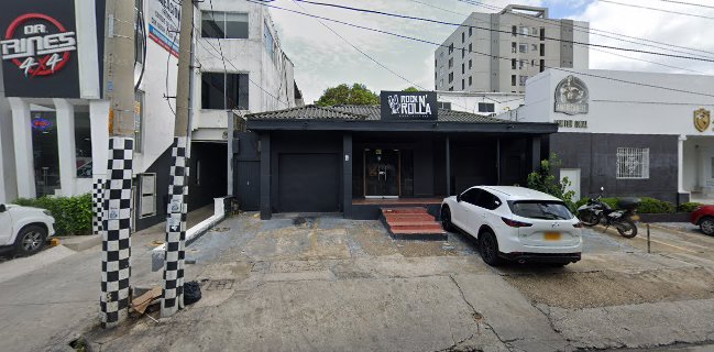 Rock N' Rolla Bistro Rock Bar