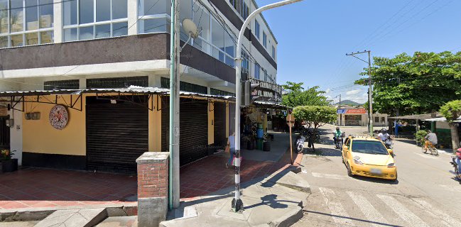 Arma tu: perro, choriperro y hamburguesa, B.A