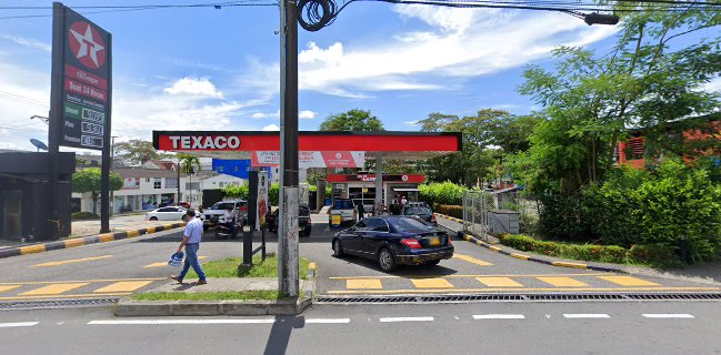 Opinii despre BUFFALOS BEER PUB în Villavicencio - Gastronomía y hostelería