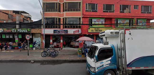 TOSTAO' Café & pan / Ecoplaza Carrera 3