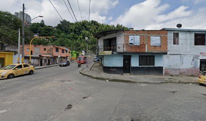 La Fondita Del Combeima Bar