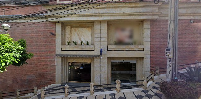 SCOOP ITALIAN GELATO