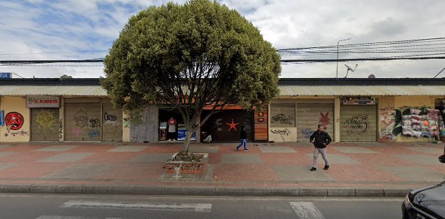 Cocheros mosquera carrera 3 # 11- 55 CC. kabull frente al trebol, local 7