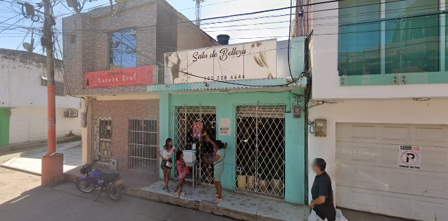 MiniBar Tabaco y Chanel