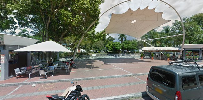 Bulevar Negocios Venta De Salpicon Frutas. Oriilas Rio Tulua.